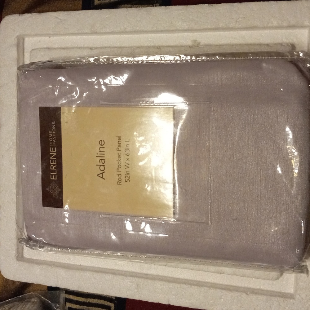 😊Elrene home fashions adaline lavendar  rod pocket panel 52x63 , poly#22783